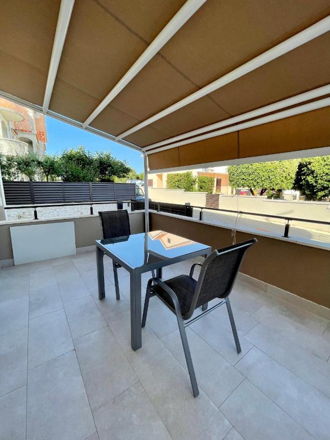 Apartments Prestige Petrcane Exterior foto
