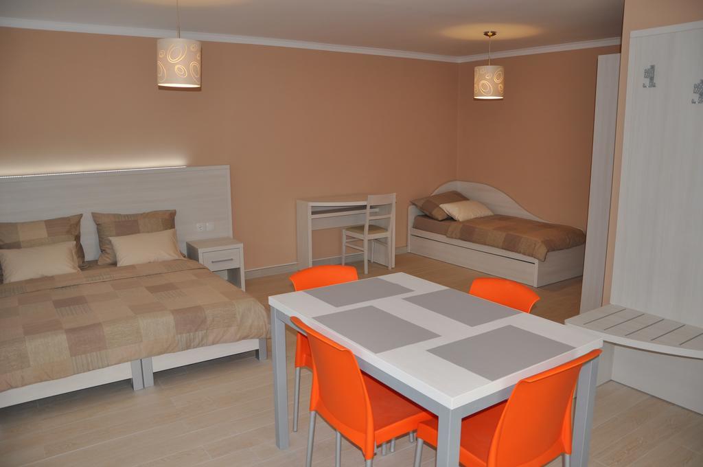 Apartments Prestige Petrcane Exterior foto