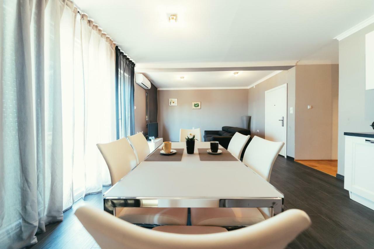 Apartments Prestige Petrcane Exterior foto
