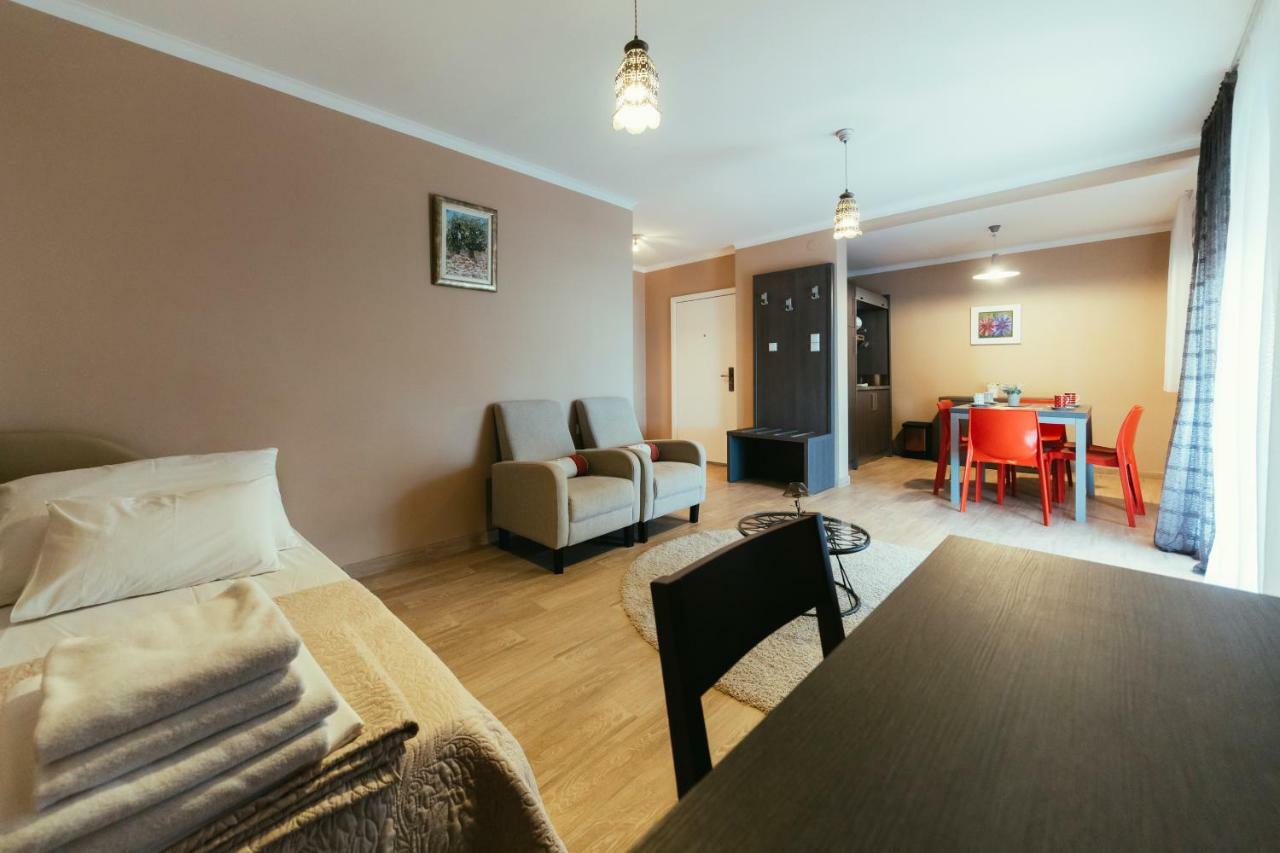 Apartments Prestige Petrcane Exterior foto